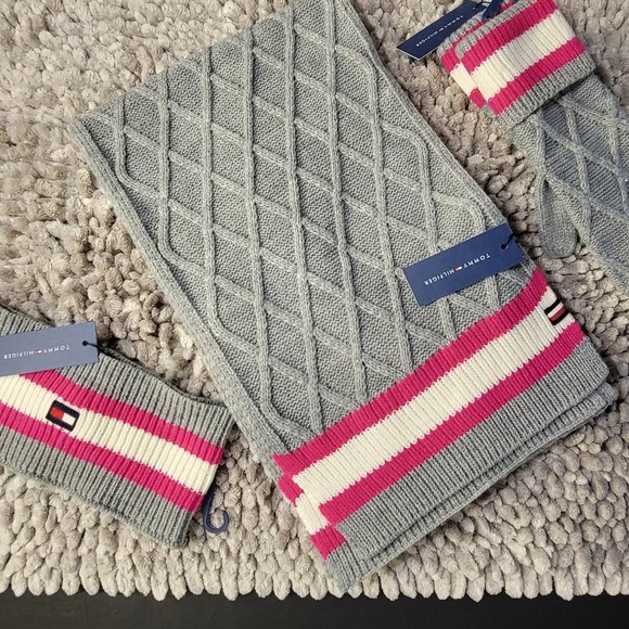 NWT- 3 PIECE SET OF TOMMY HILFIGER WOMENS WINTER KNITS-3 for 1 BUNDLE-NWT - Picture 6 of 15